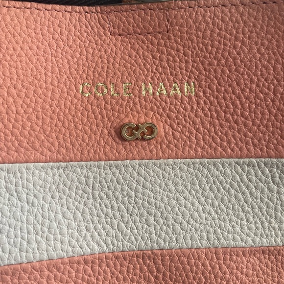 Authentic Cole Haan large tote shoulder bag - Picture 8 of 11